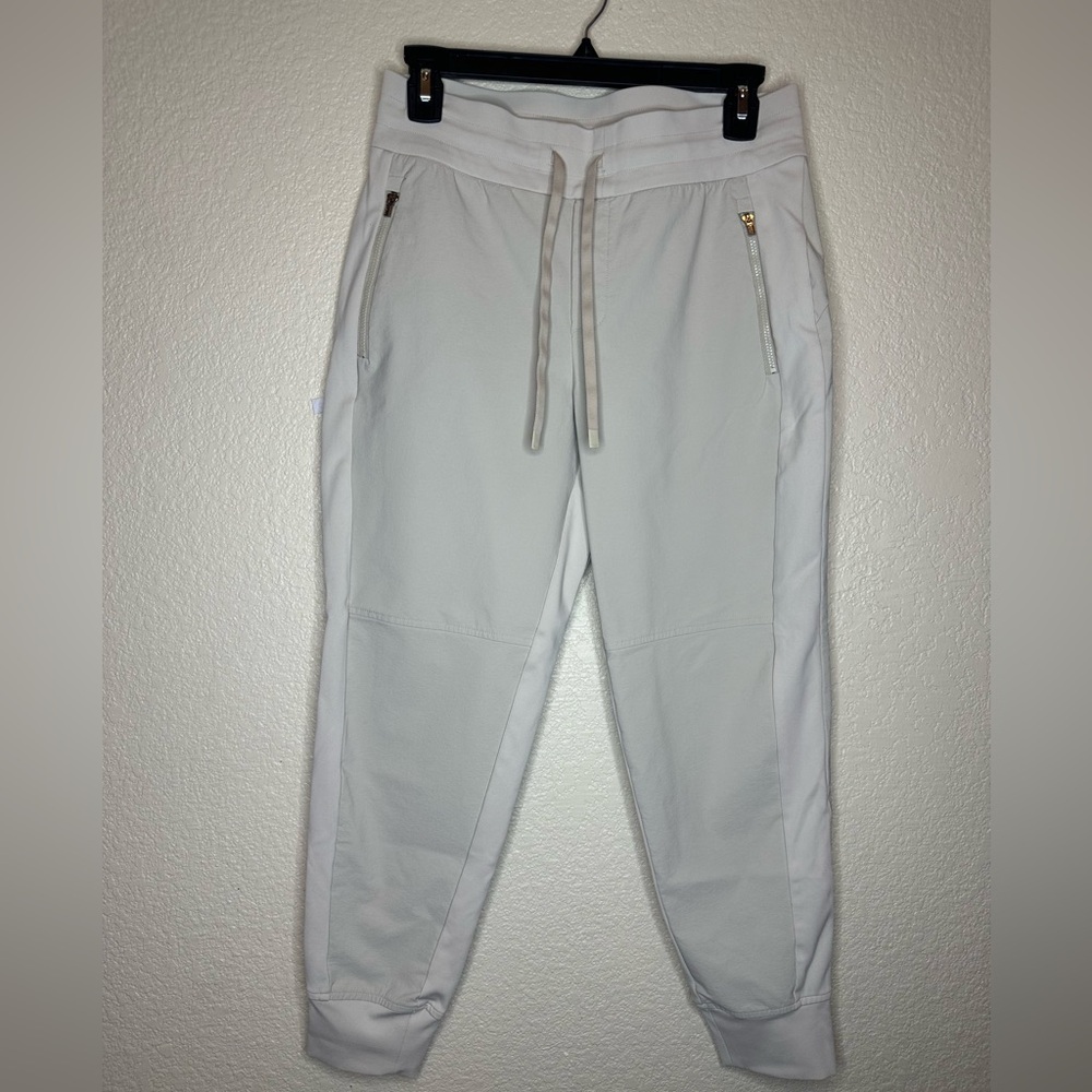 Athleta Stylish White Joggers with Gold Accents LB001
